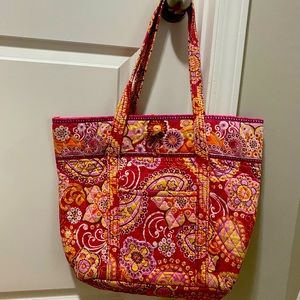 Vera Bradley Large Tote | Raspberry Fizz Pattern (Pink/Floral Paisley)